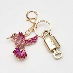 Louis Vuitton Authentic Gold Padlock 🔑 Key + Stylish Bag Unbranded Bird Charm